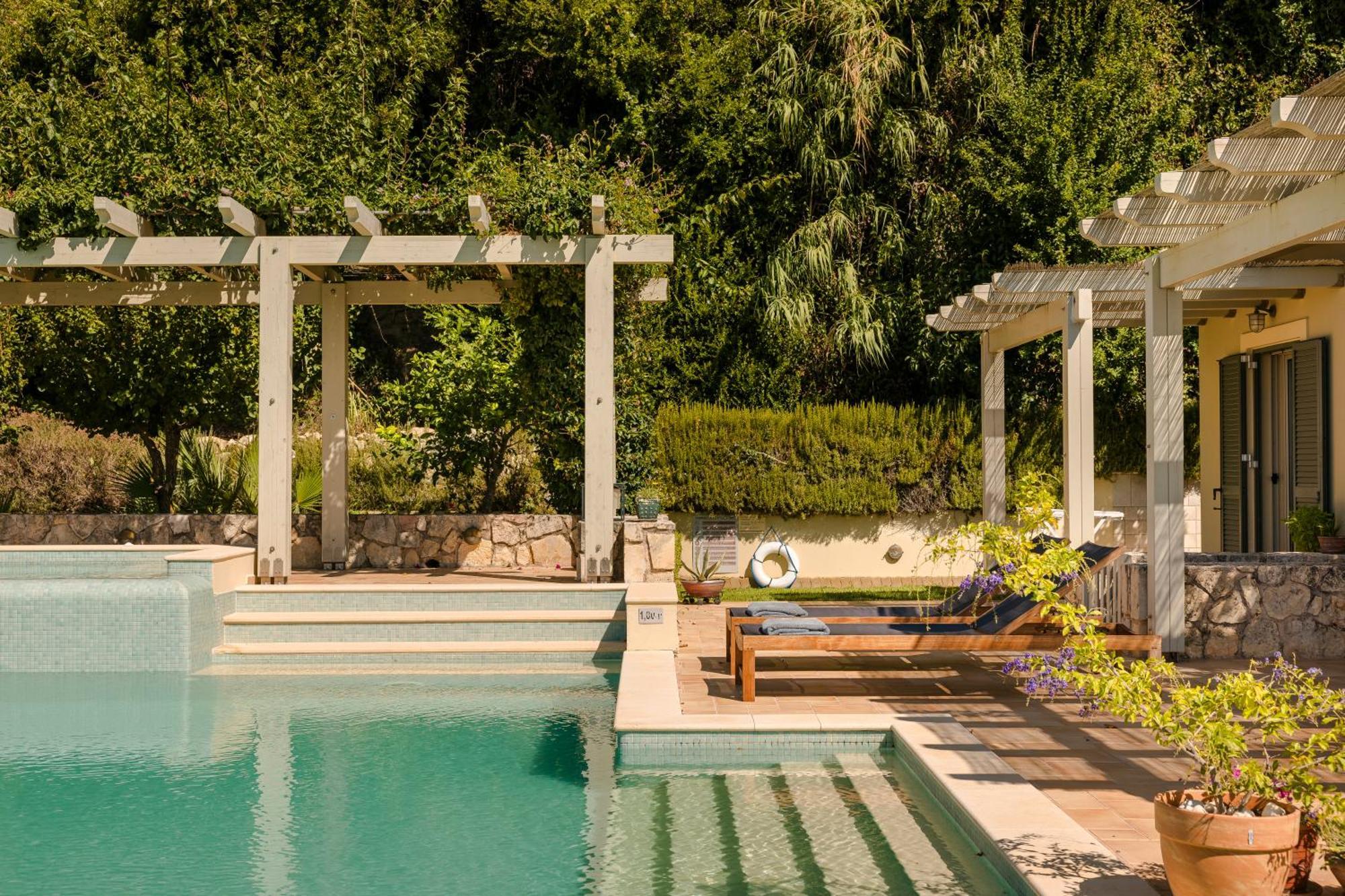 Villas Svoronata