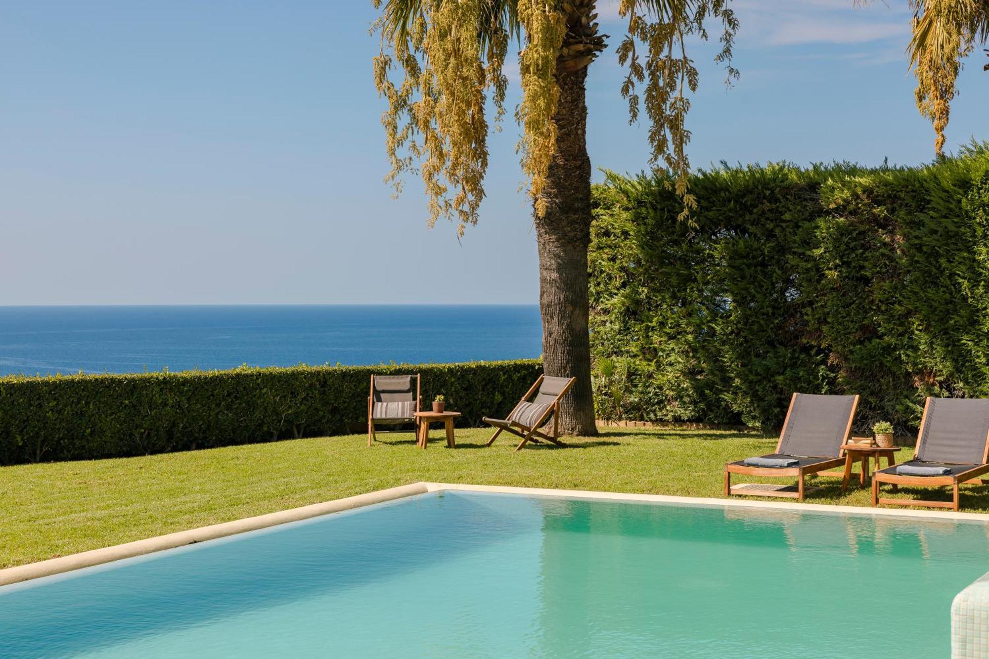 Villa Villas *