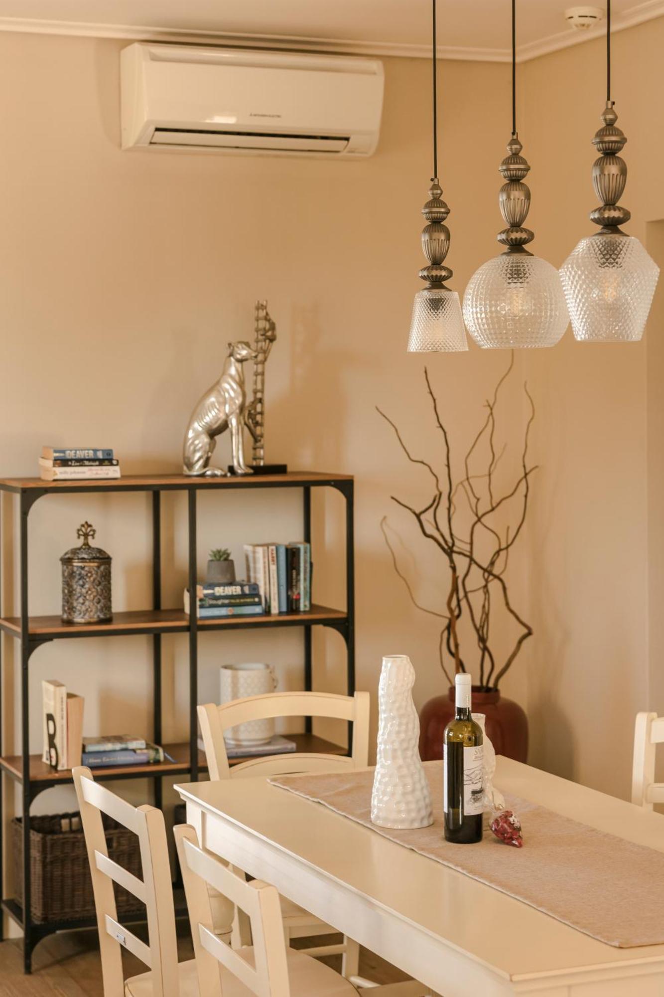 Villas Villa *
